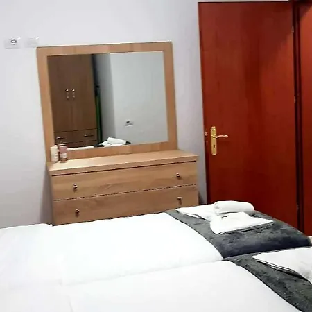 Apartament Sunny In Tirana